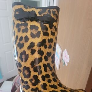 Rain boots